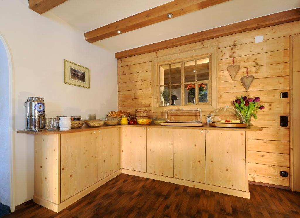 Bed and Breakfast Haus Kueng Zuers Экстерьер фото