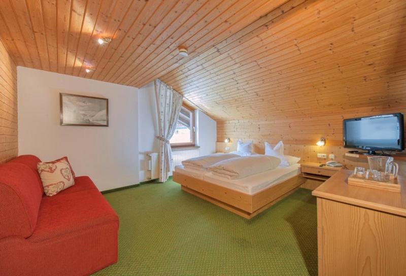 Bed and Breakfast Haus Kueng Zuers Экстерьер фото